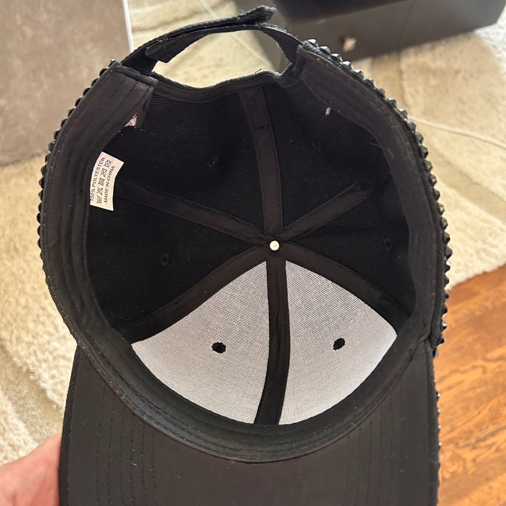 Black Rhinestone Cap - Picture 4 of 5